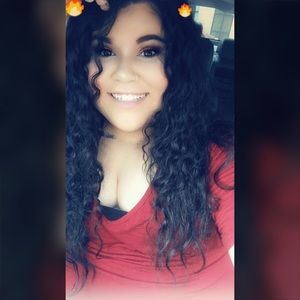 Meet your Posher, Kasey